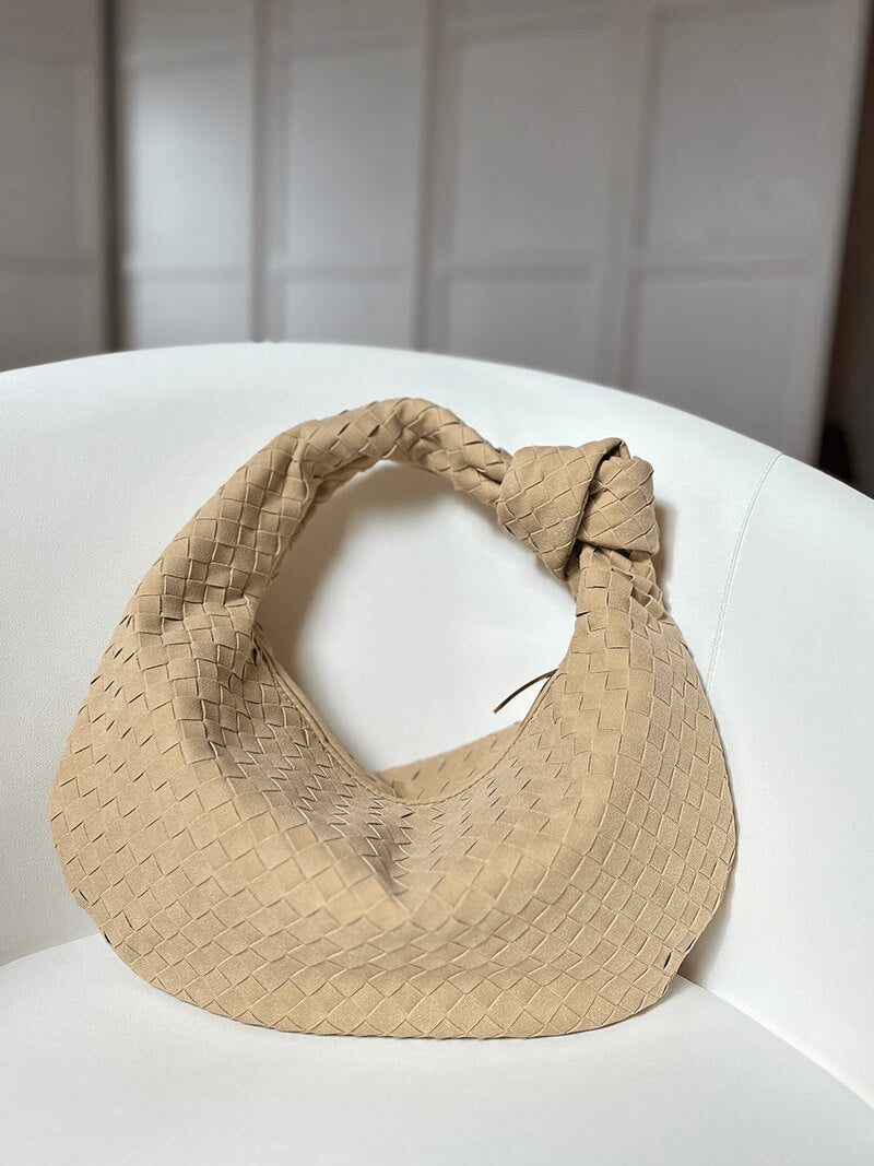 Andrea Suede Medium