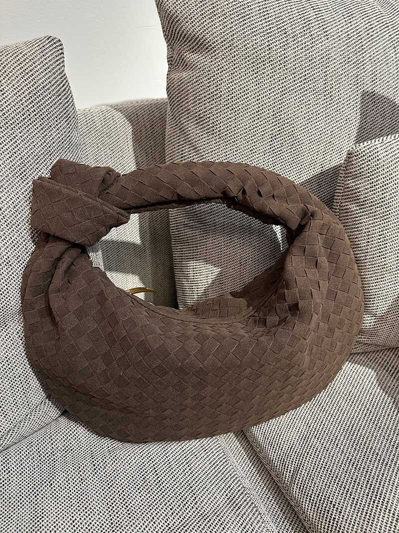 Andrea Suede Medium
