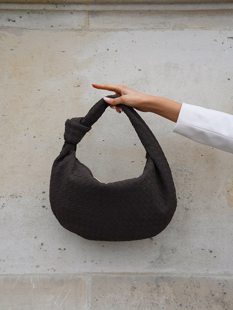 Andrea Suede Medium
